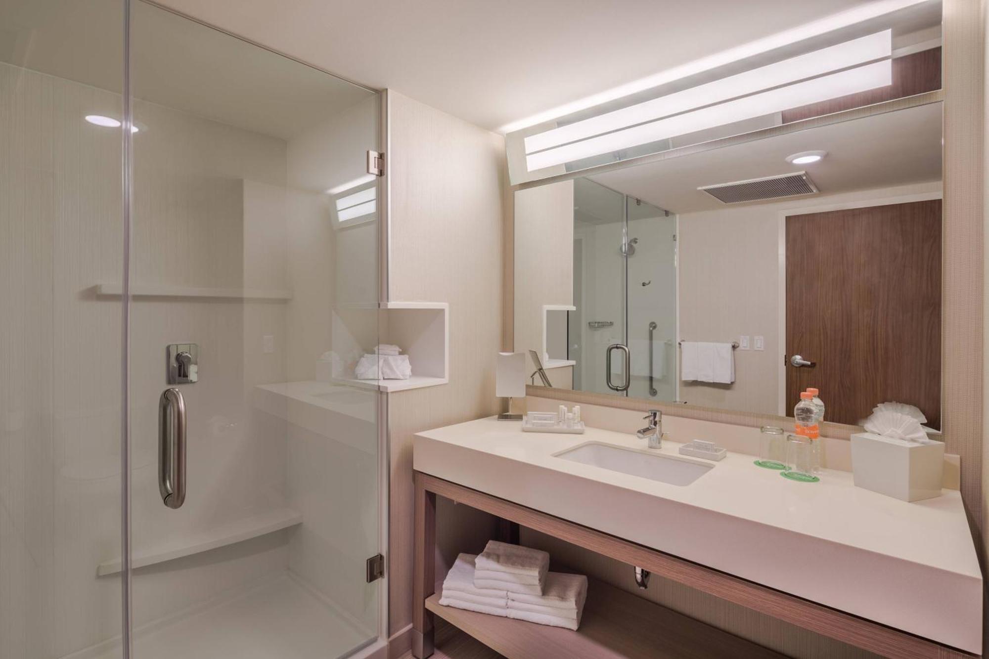 Hotel Courtyard By Marriott Chihuahua Extérieur photo